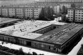Stadtteilzentrum 1.WK, Blick von Block 10